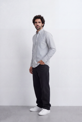 قميص توميتو للرجال مخطط دقيق بأزرار أمامية بنمط خطوط عمودية سليم فيت