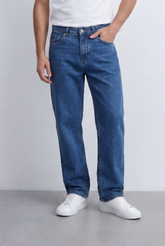 Men’s Tomato Store Relaxed Boyfriend Jeans Classic Five Pocket Styling Mid Rise Waist Easy Everyday Fit