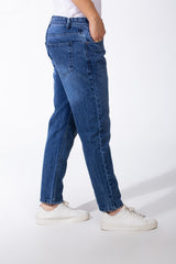 Men's Mid-Wash Tapered Jeans Tailored Look Five Pocket Design Boyfriend Versatile Denims Pants