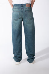 Men's Wide-Leg Cut Distressed Finish Five-Pocket Metallic Shank Button Denim Jeans Pants