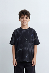 Boy’s Tomato Store Graphic Oversized T-Shirt Abstract Marble Inspired Print Artistic Sketch Details