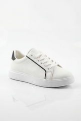 Men’s Clean Textured Minimalist Trainer Low-Top Sneakers Slim Inlaid Trim Along Side Panels Classic Shoes