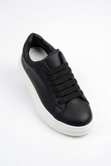 Men’s Sleek Leather Trainer Low-Top Sneakers Extra-Wide Flat Laces For Bold Modern Edge High End Fashion Shoes