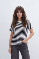 Women’s Tomato Store Rhythm Striped T-Shirt With Smooth Jersey Texture Yarn Dyed Horizontal Stripe Print Allover