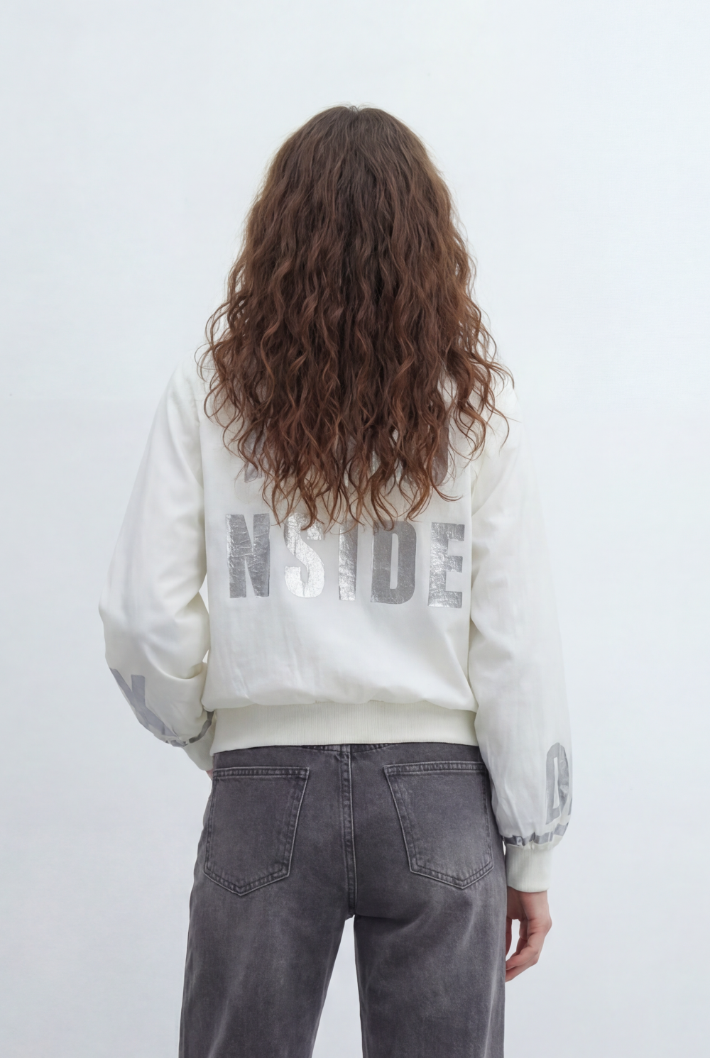 Women’s Tomato Sweatshirt Zip Front Closure Ribbed Trims Bold Sleeve Graphics Large Back Print