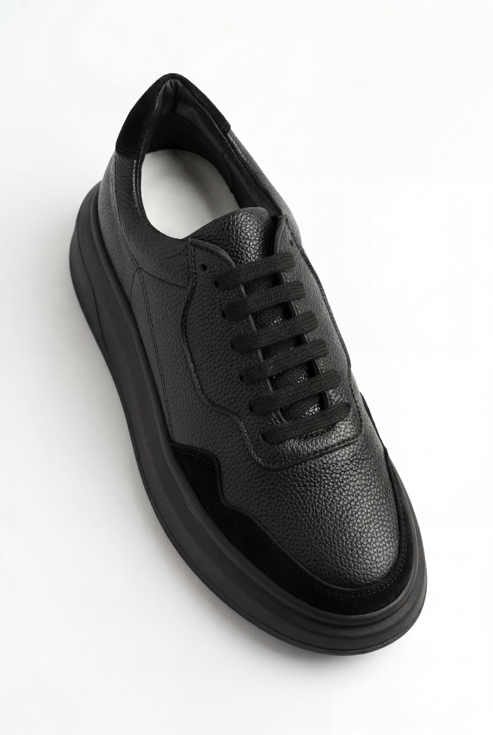 Men’s Tomato Store Casual Leather Sneaker Smooth Upper Clean Panel Shoes