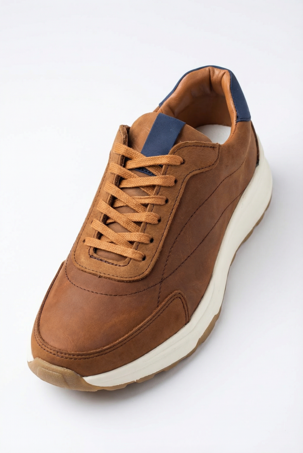 Men's Sneakers Blend Classic Style Modern Touch Tan Nubuck Leather Shoes