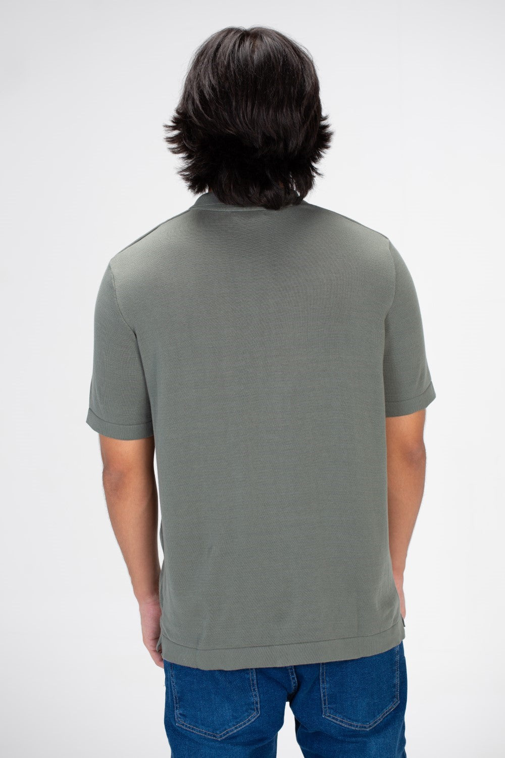 Men's Half Sleeved Plain Shirt With Front Buttons And Comfortable Material