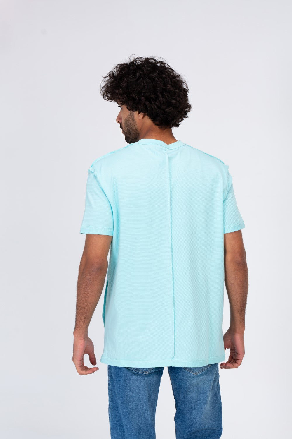 Mens Basic Plain T-shirt Made Of Soft Cotton Essential For Everyday Outings