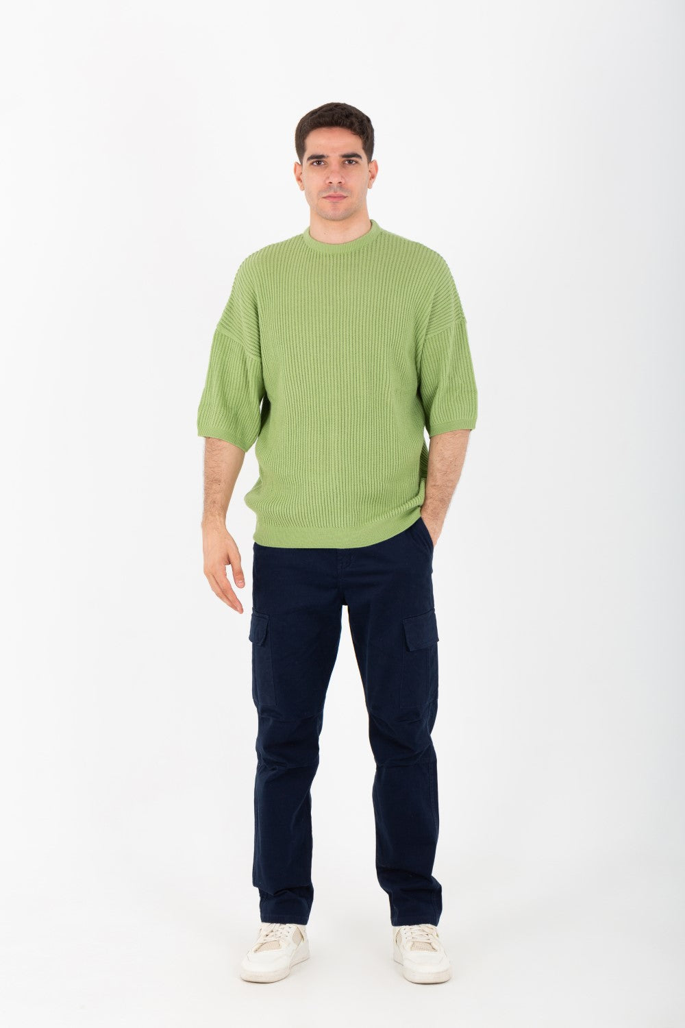 تي شيرت رجالي أساسي Slim Fit برقبة دائرية من قماش تريكو عالي الجودة