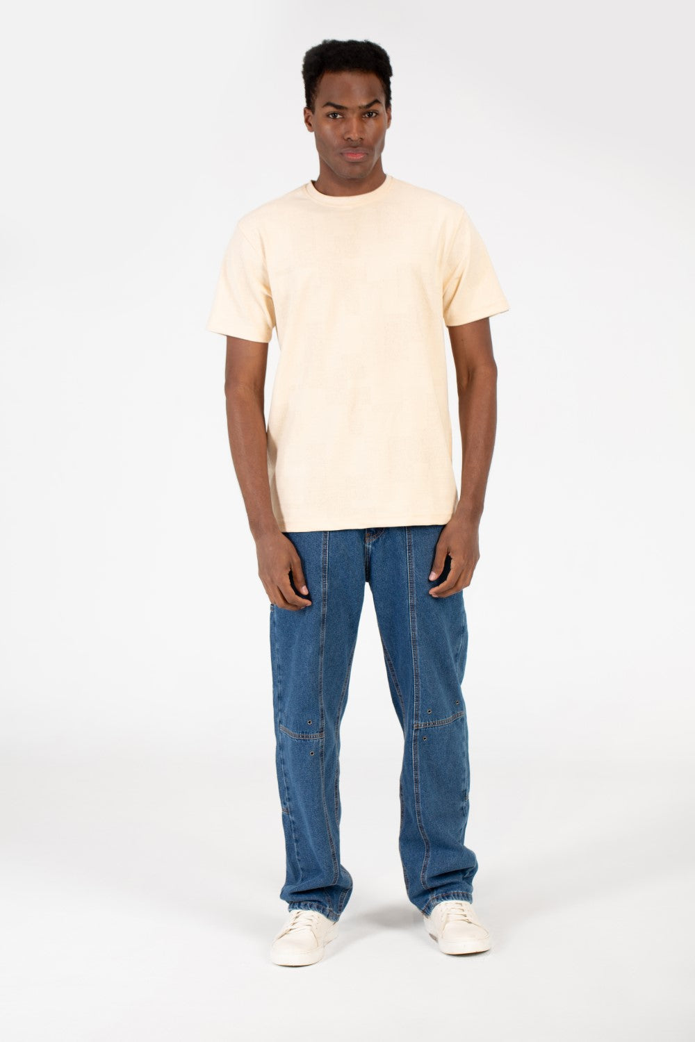 تيشيرت رجالي حديث بياقة دائرية أساسي