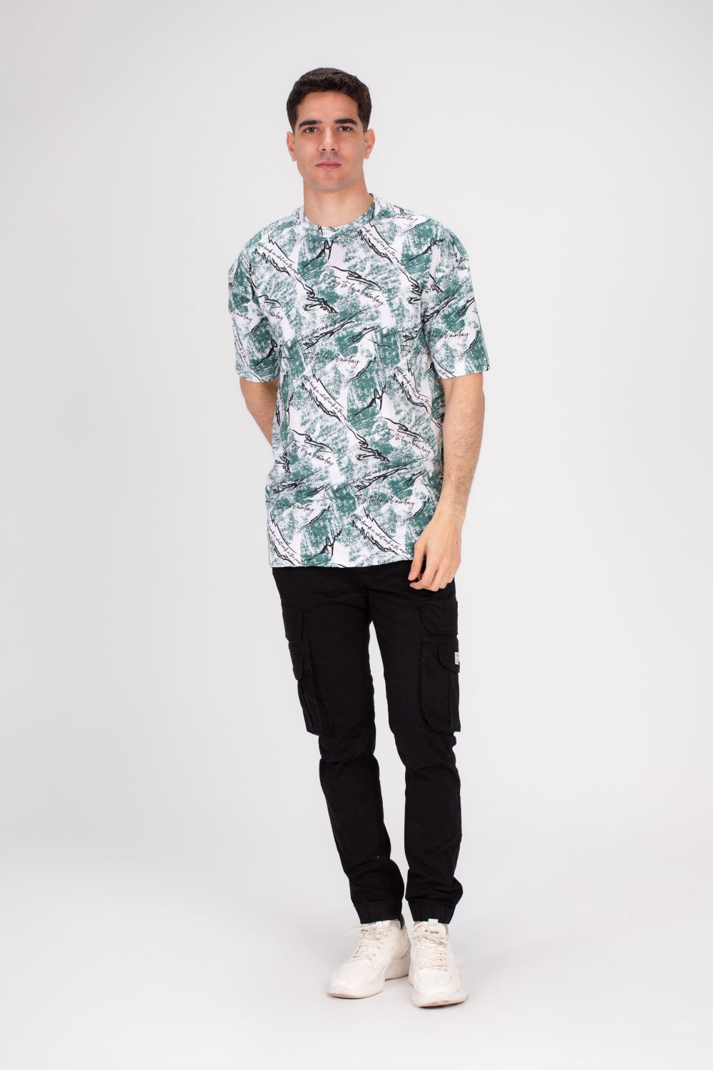 Men's Full Printed Crew Neck Regular Fit Made Of Cotton T-shirt This Regular Fit Tee Is Perfect For Any Casual Occasion