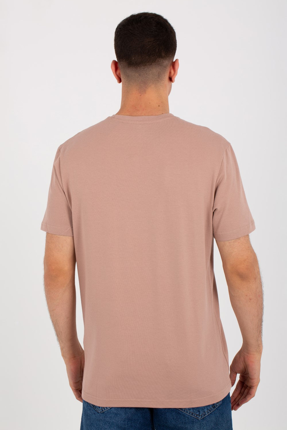 Mens Slim Fit Round Neck T-shirt With Short Sleeves And Front Print