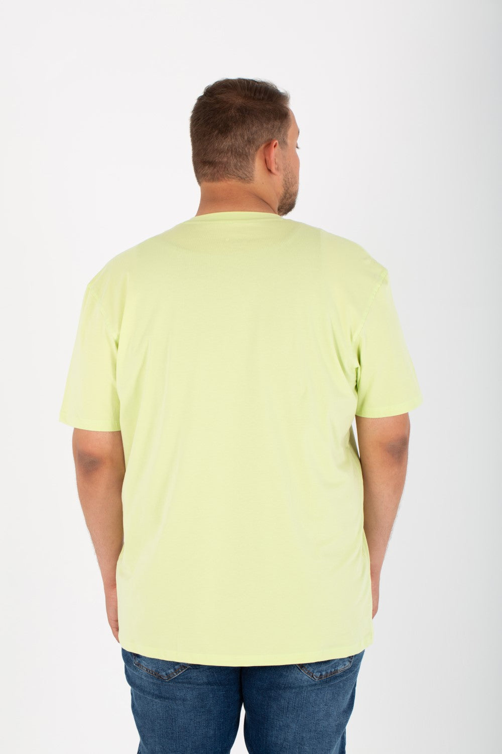 Mens Big Size Lycra T-Shirt With Round Neck And Front Print