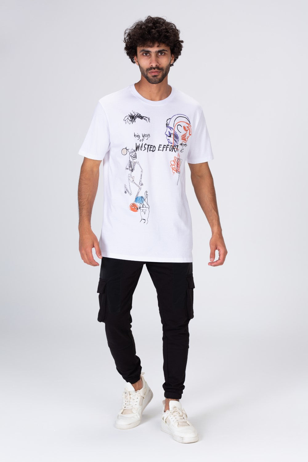 Mens Printed T-shirt With Round Neck And Cotton Material