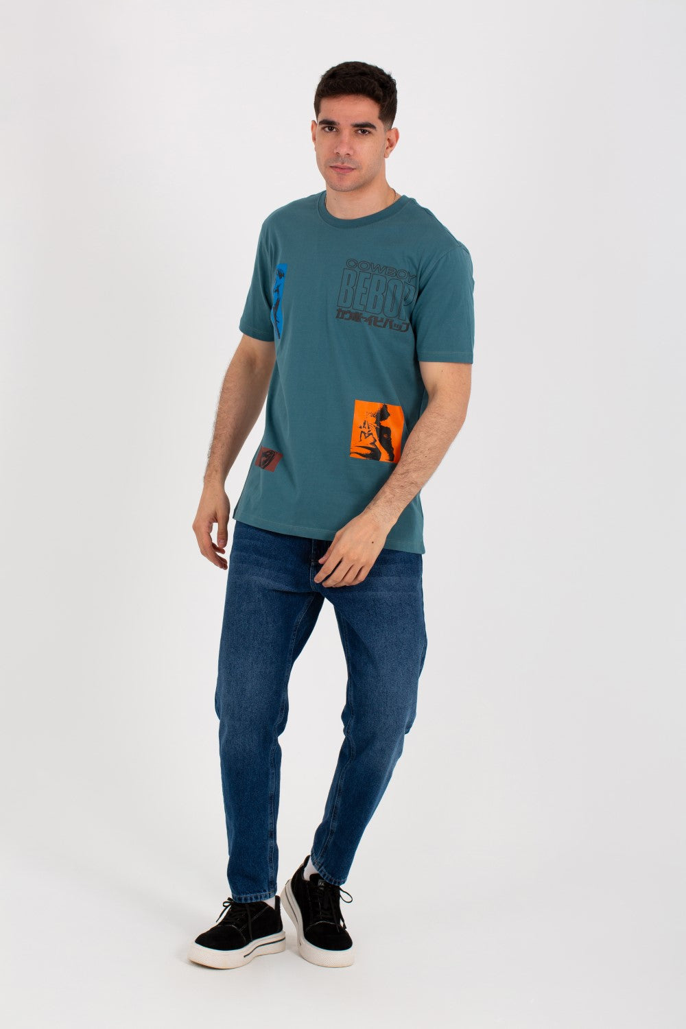 Mens T-shirt With Round Neck And Cow Print On The Front And Back