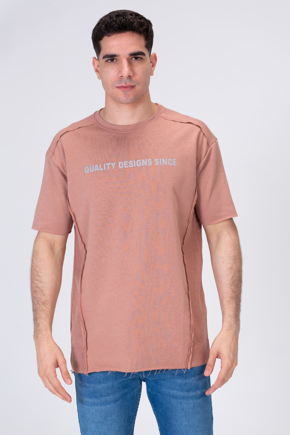 تيشيرت رجالي قطني بياقة دائرية وقصة عصرية