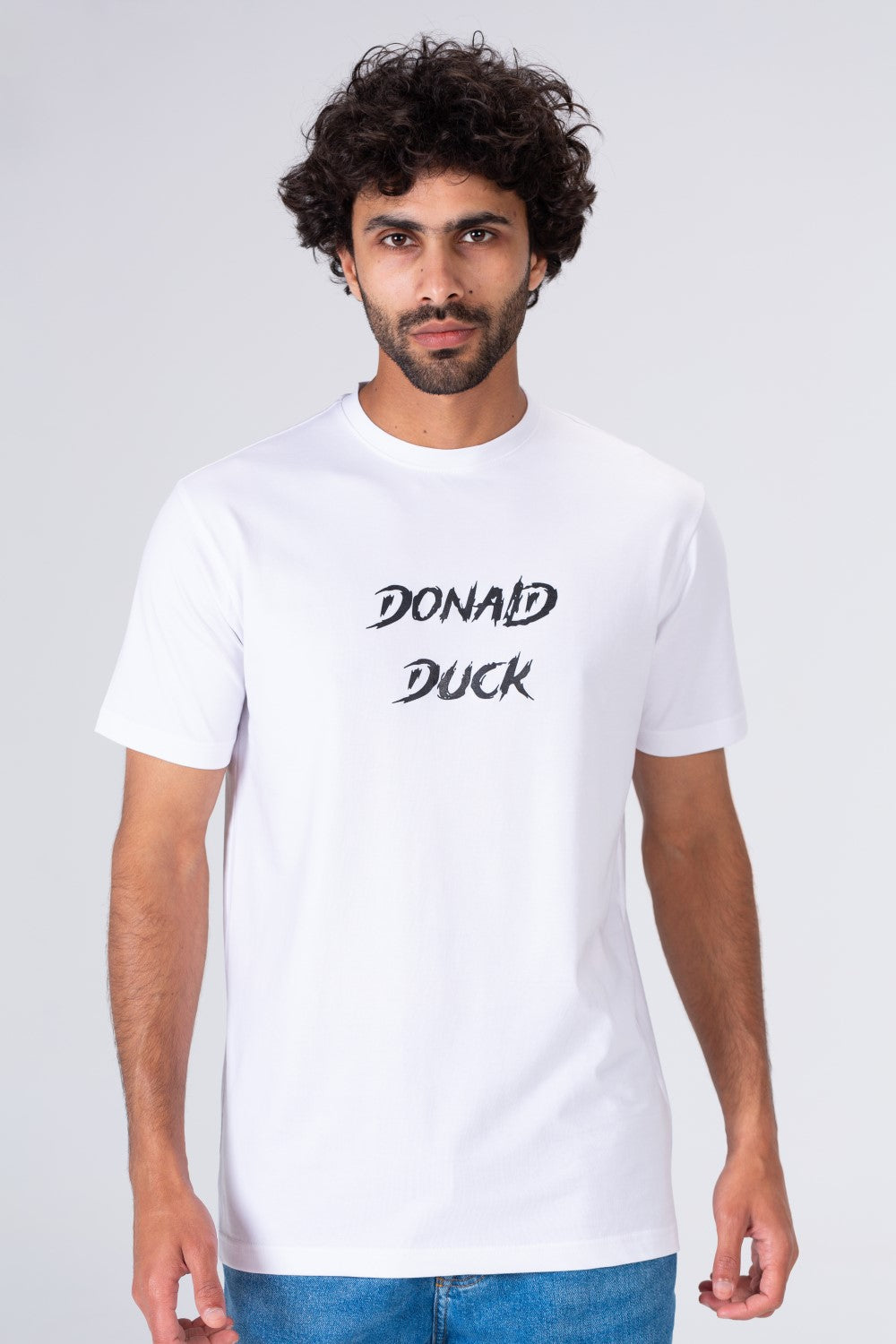 Mens Half Sleeve T-shirt With A Distinctive Print And Comfortable Material