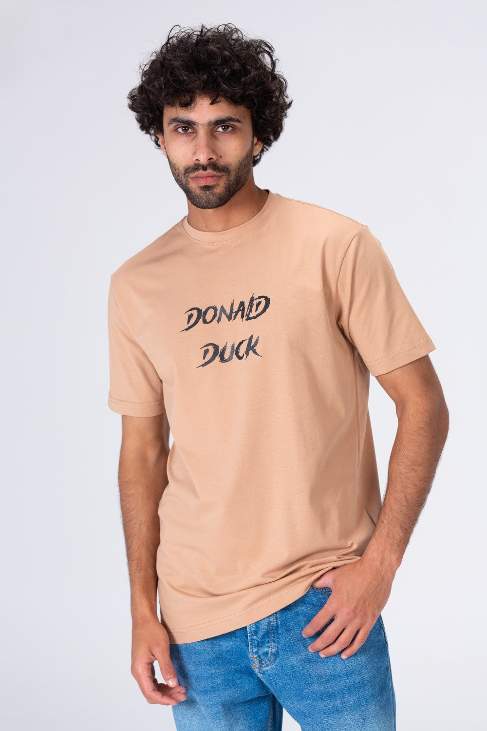 Mens Half Sleeve T-shirt With A Distinctive Print And Comfortable Material