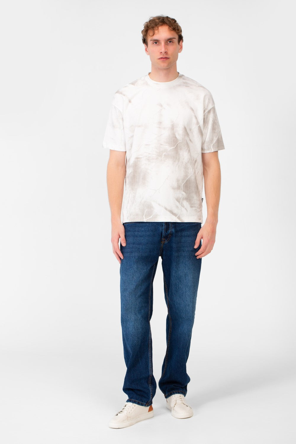 Men's Printed Half-Sleeve Regular Fit Round Neck T-shirt
