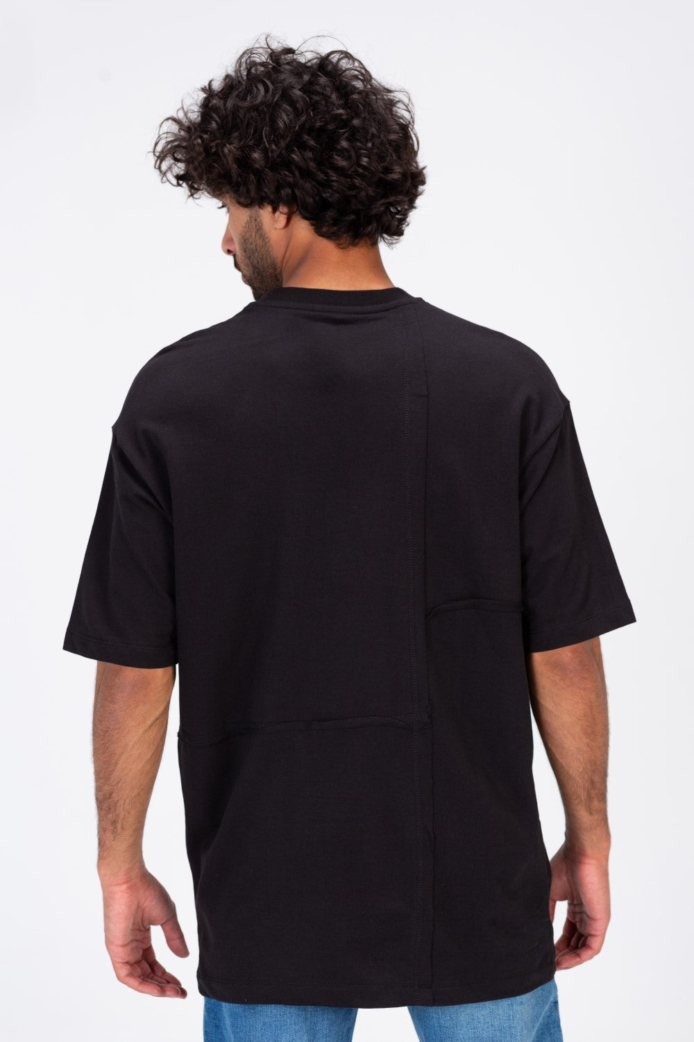 Mens Loose Fit Crew Neck T-Shirt With Unique And New Modern Cut