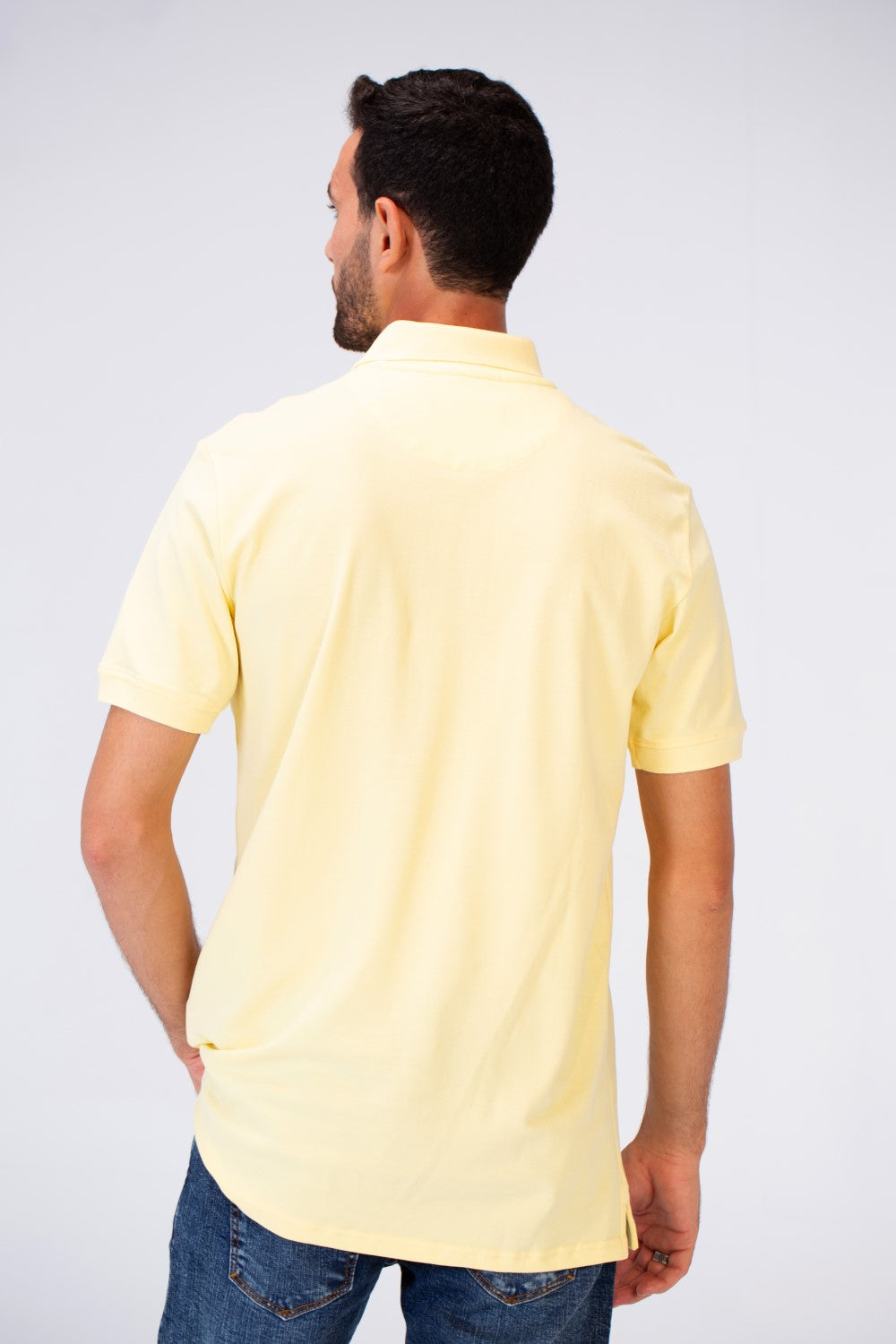 قميص بولو رجالي بقصة عادية مع ياقة وشارة Tomato