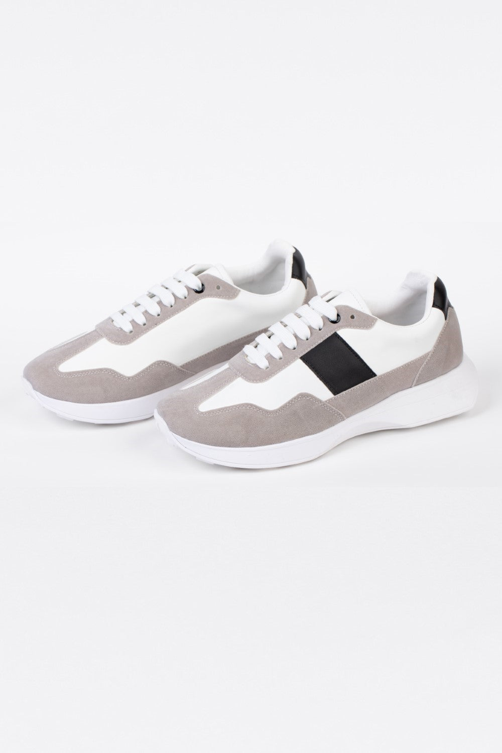 Men's White Suede And Leather Shoes With White Laces In High Quality Material