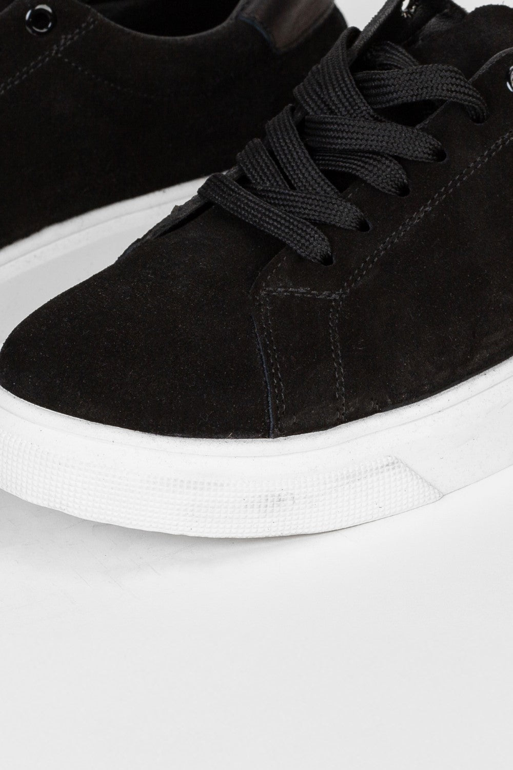 Men's Tomato Suede Lace-Up Sneakers Shoes