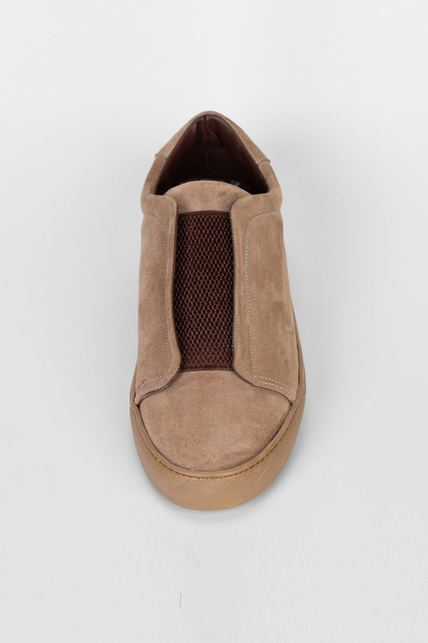 Men's Classic Suede Shoes With A Modern Design