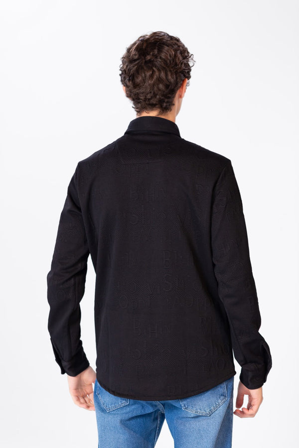 Men's Button Front Shirt With A Prominent Print And Pockets