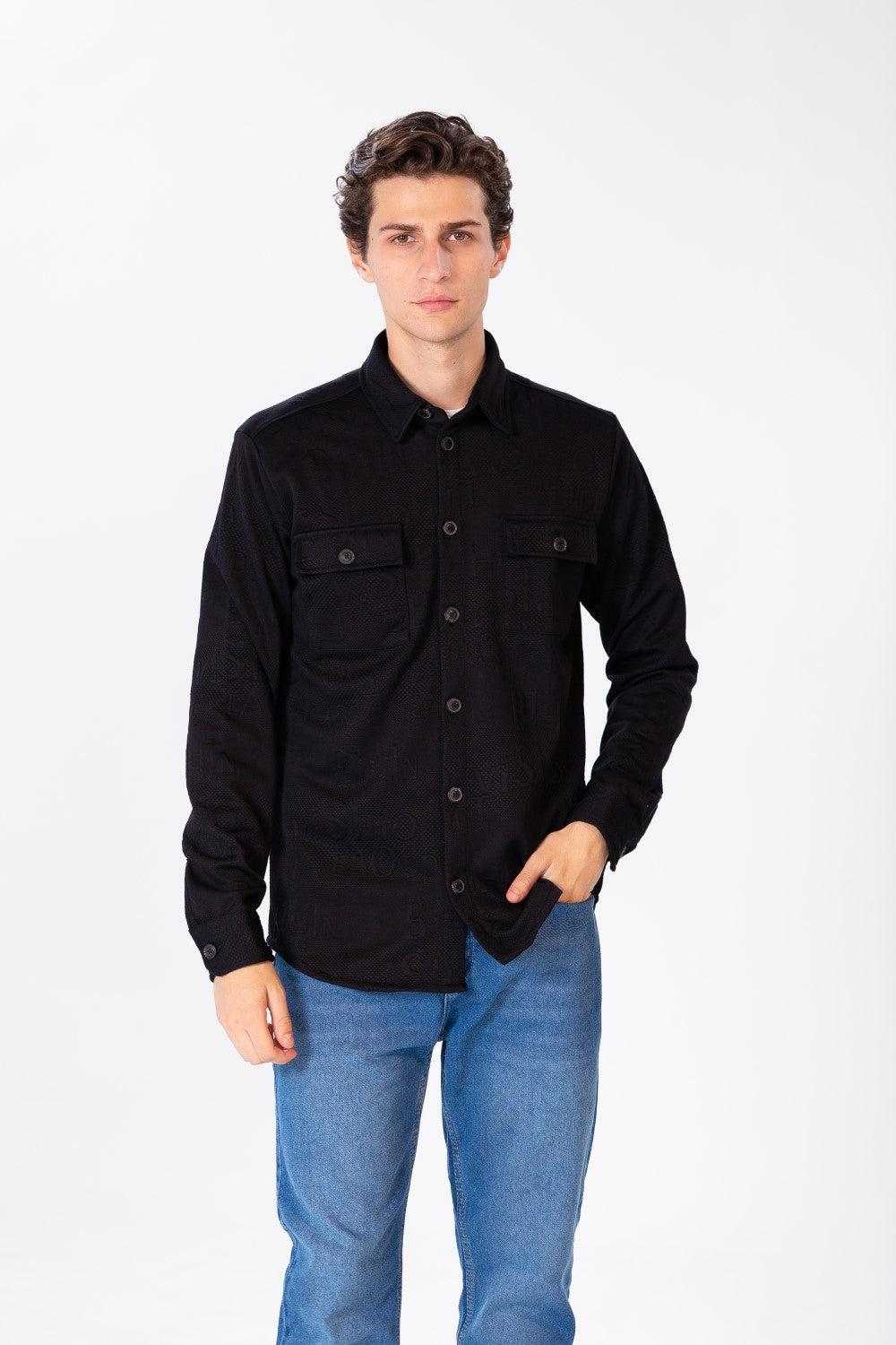Men's Button Front Shirt With A Prominent Print And Pockets