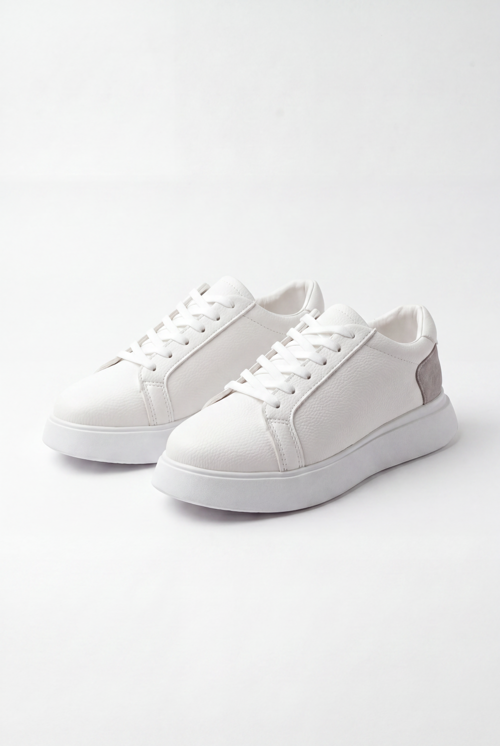 Men’s Tomato Store Platform Sneakers Clean Minimal Design Lace Up Closure Shoes