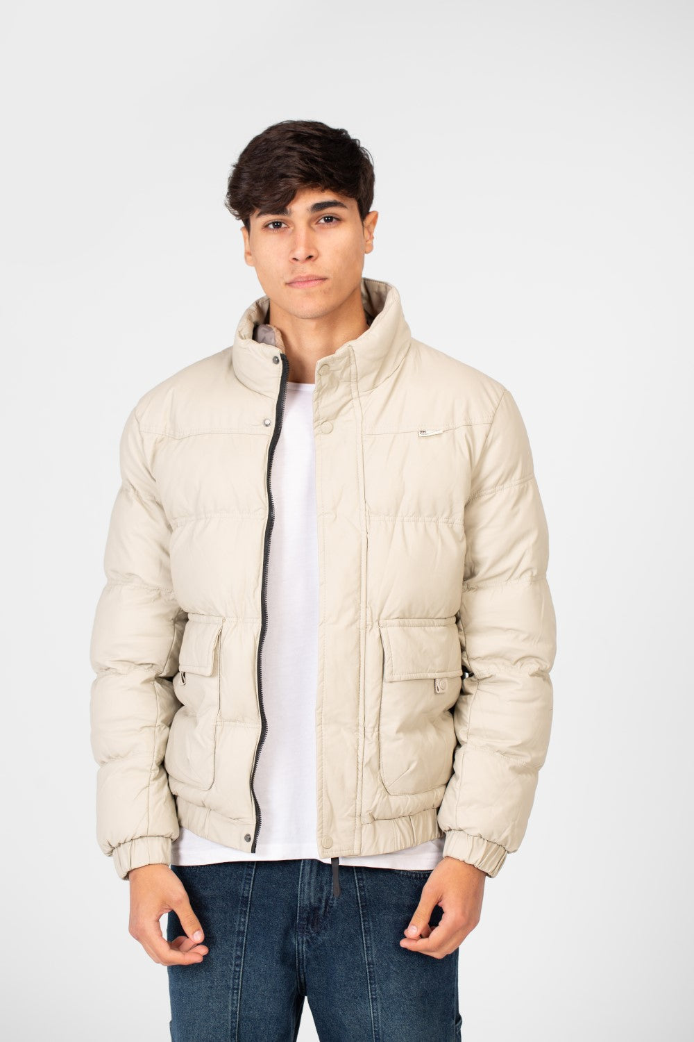 Men's Waterproof Puffer Jacket With Full Zip And Pockets