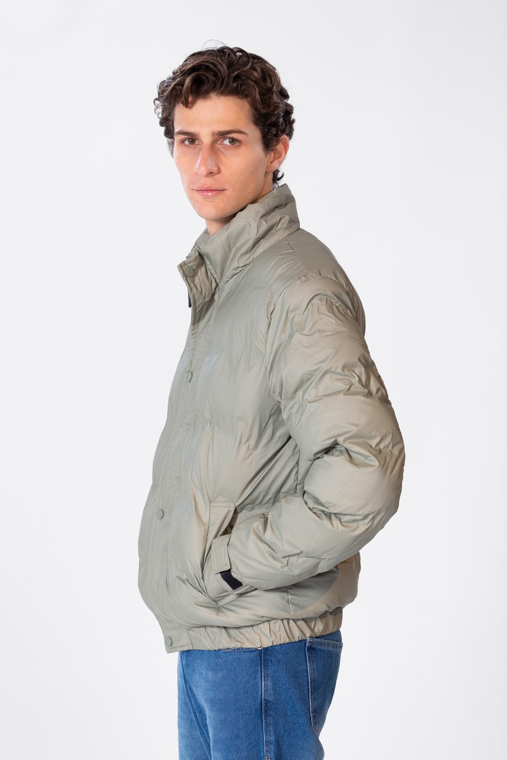 Men's Waterproof Puffer Jacket With Pockets And Zippers