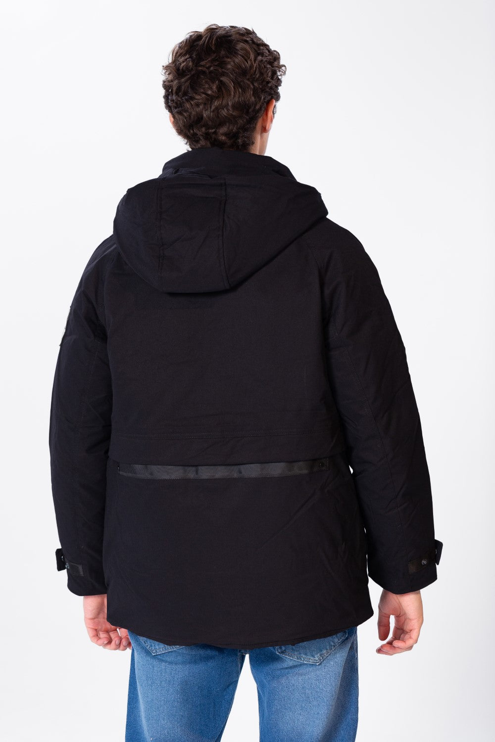 Men's Waterproof Puffer Jacket With Pockets In Modern Design