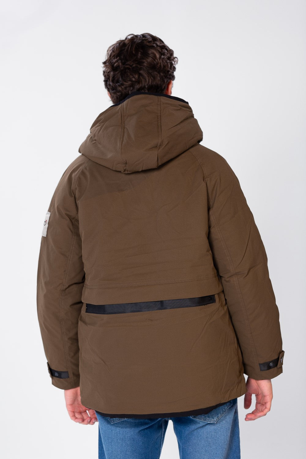 Men's Waterproof Puffer Jacket With Pockets In Modern Design