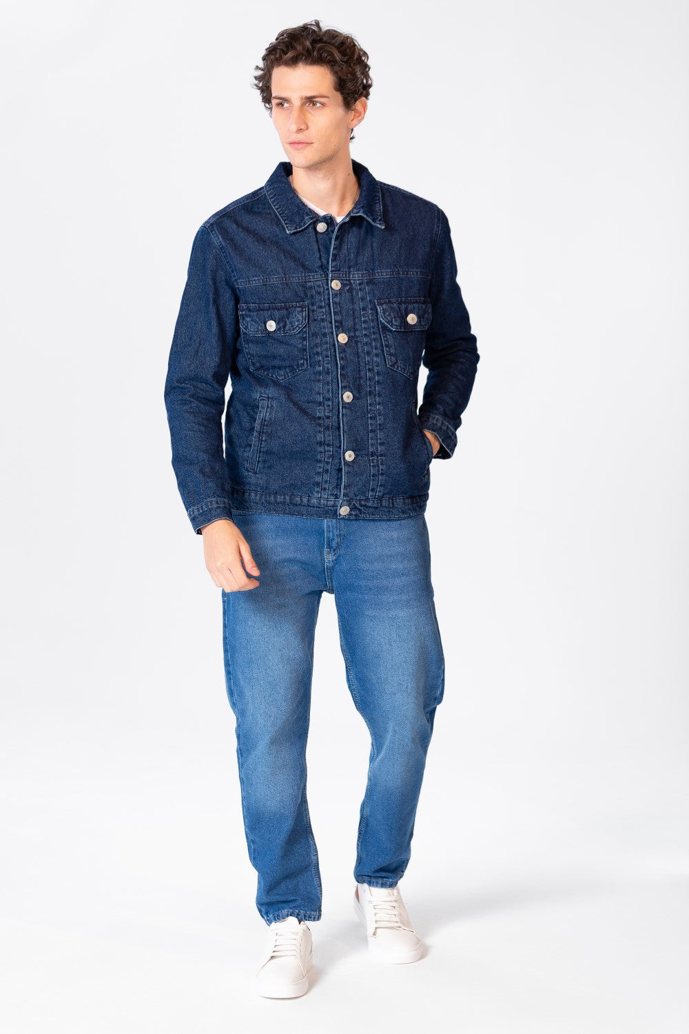 Men's Fur Padded Denim Jacket With Pockets And Buttons On The Front