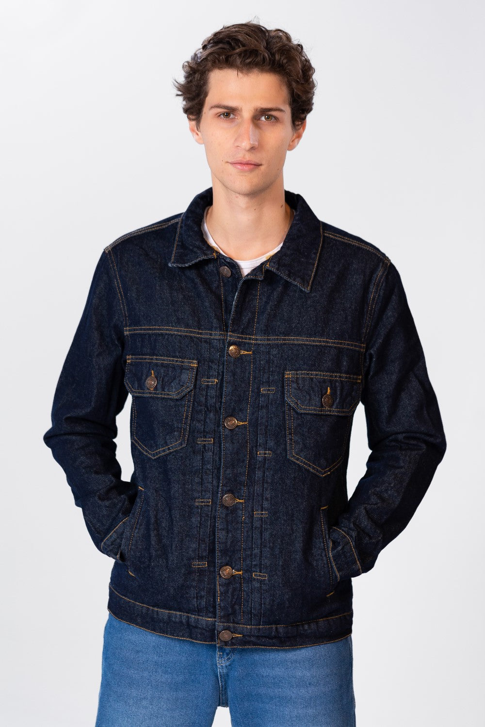 Men's Fur Padded Denim Jacket With Pockets And Buttons On The Front