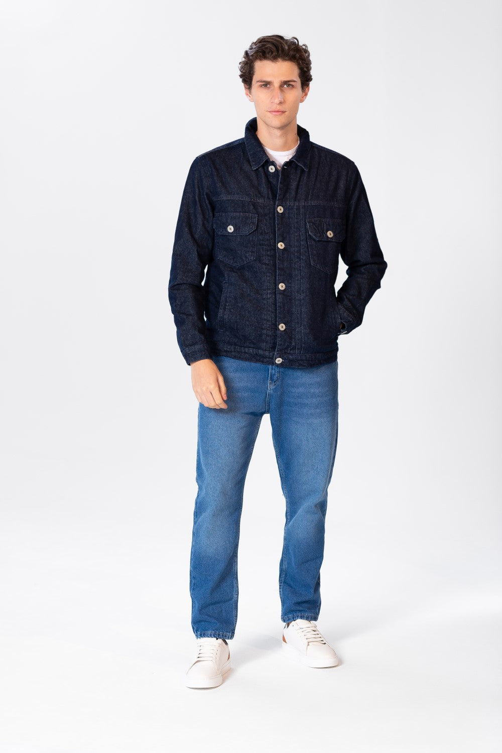 Men's Fur Padded Denim Jacket With Pockets And Buttons On The Front