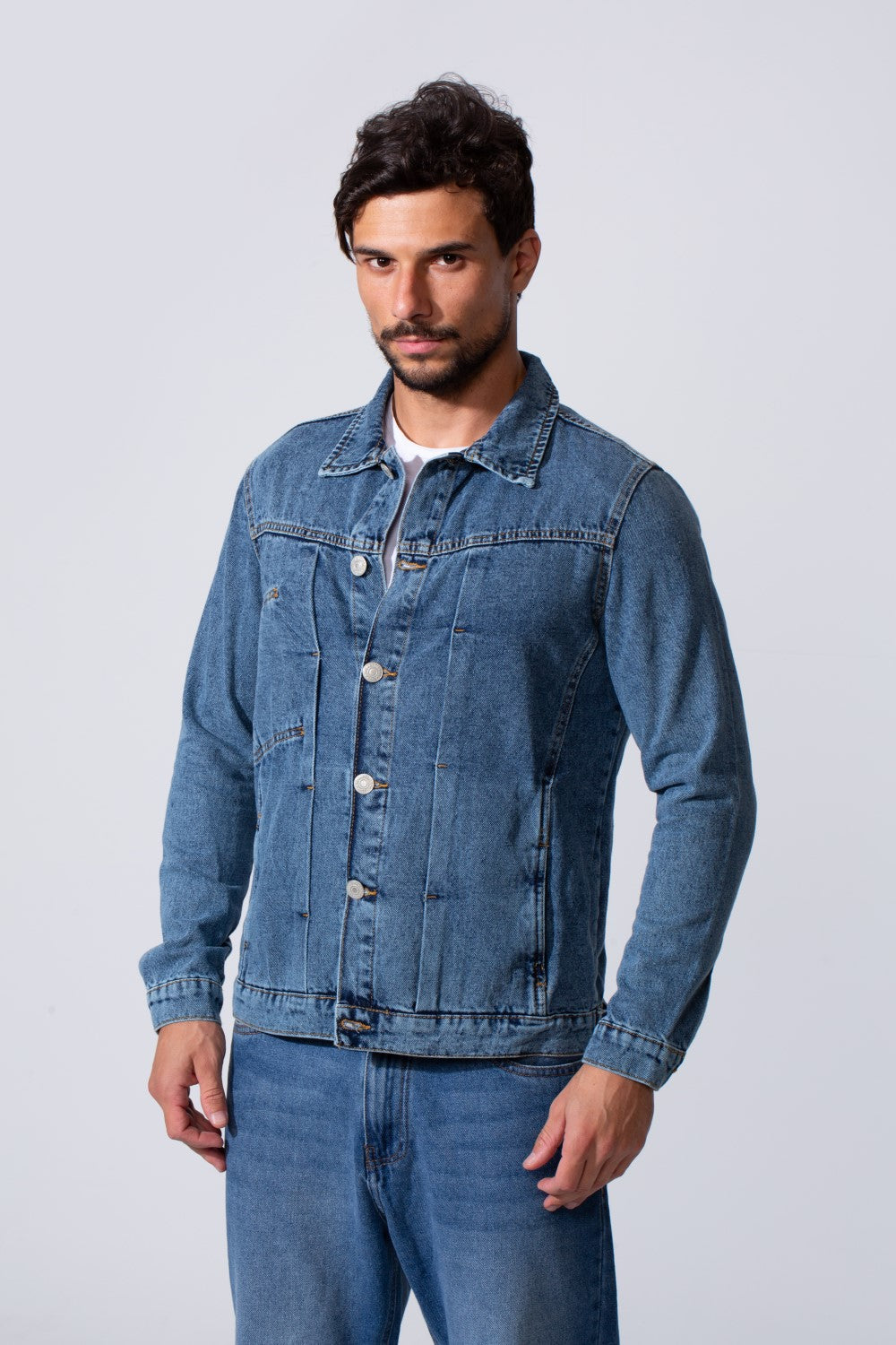 Men's Slim Fit Jeans Denim Jacket With Essential Details And Long Sleeves