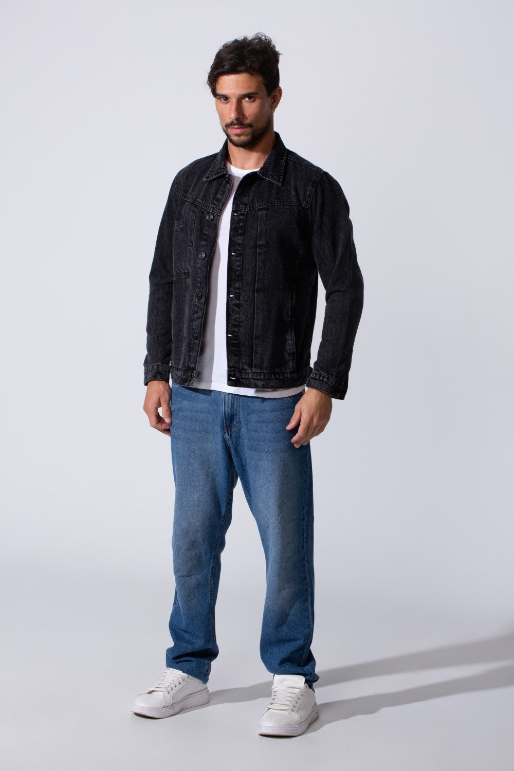 Men's Slim Fit Jeans Denim Jacket With Essential Details And Long Sleeves
