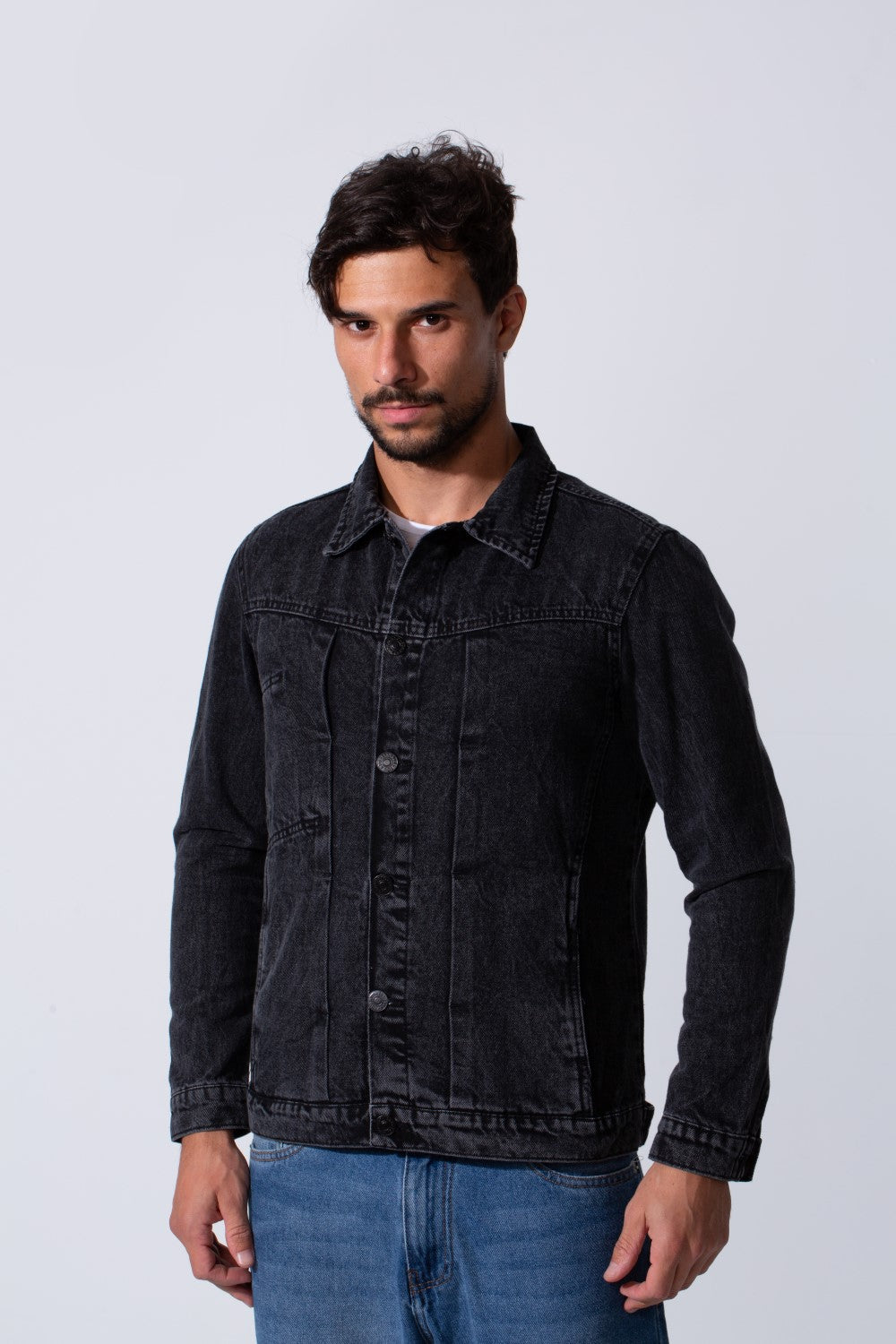 Men's Slim Fit Jeans Denim Jacket With Essential Details And Long Sleeves