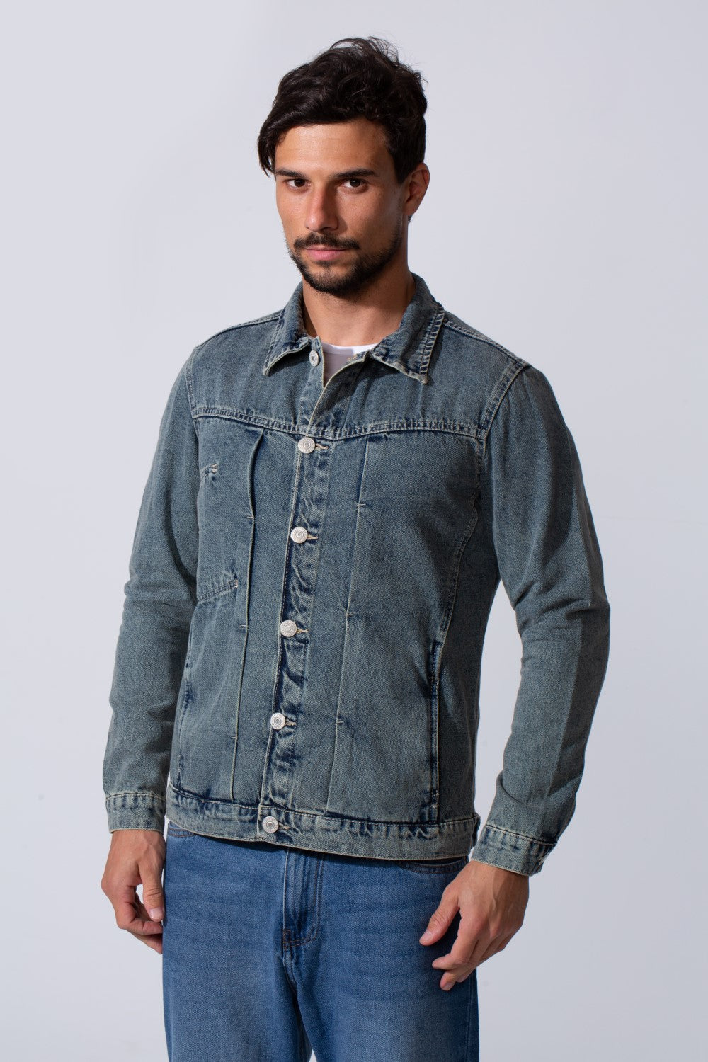 Men's Slim Fit Jeans Denim Jacket With Essential Details And Long Sleeves
