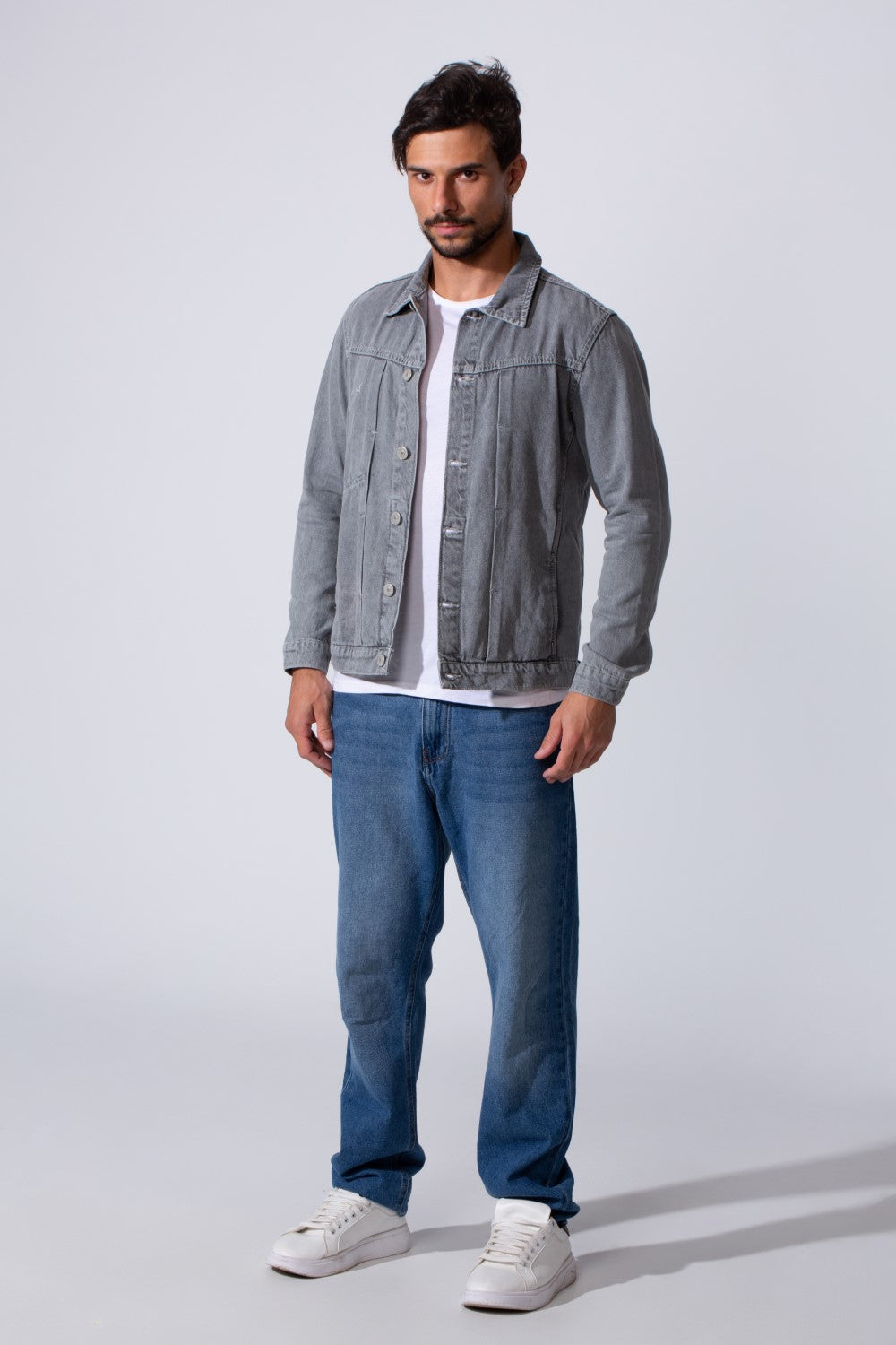 Men's Slim Fit Jeans Denim Jacket With Essential Details And Long Sleeves