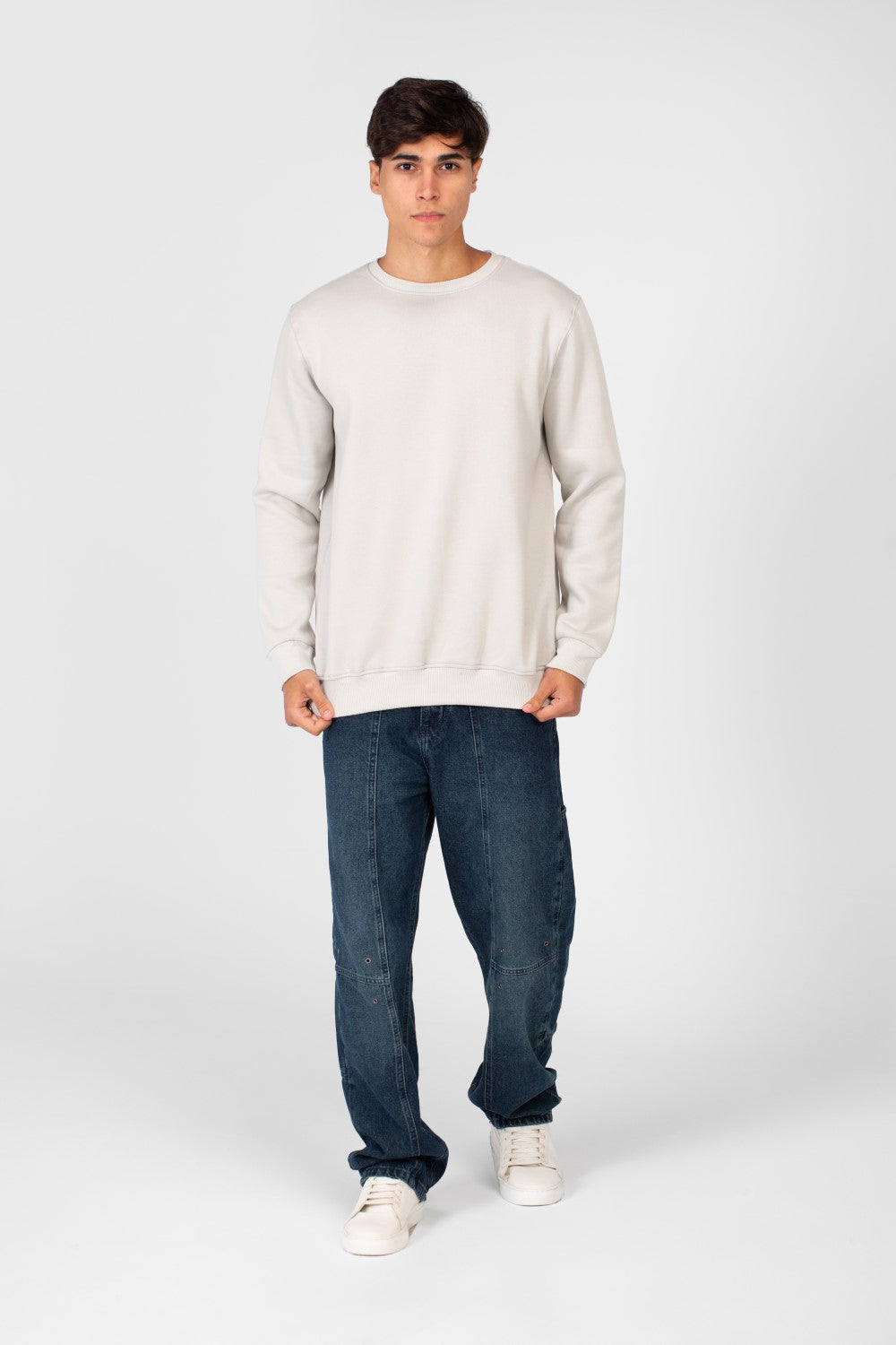 Men's Sweatshirt With Round Neck And Back Print