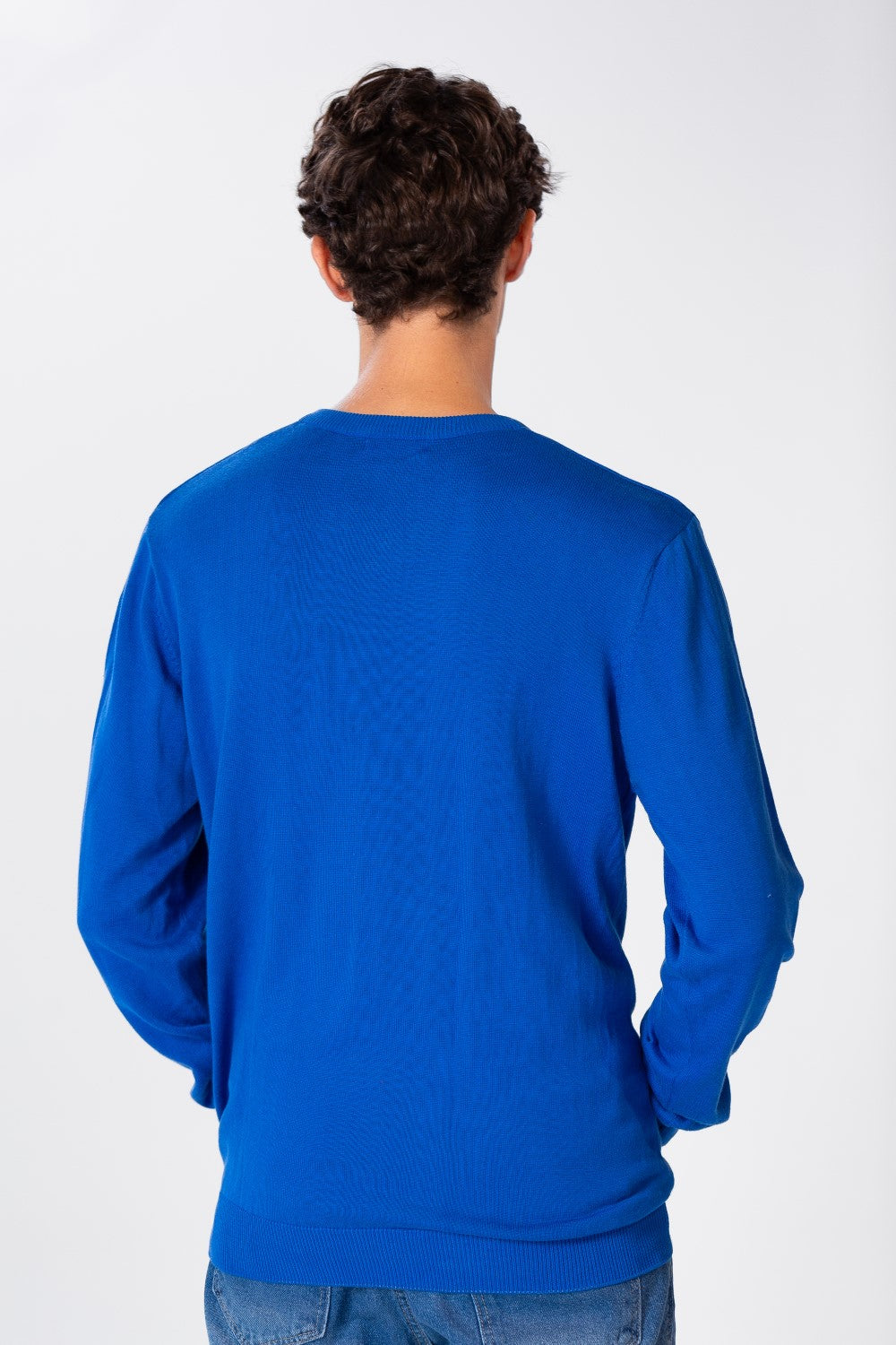 Men's Basic Long Sleeved V-Neck Pullover In Practical Material