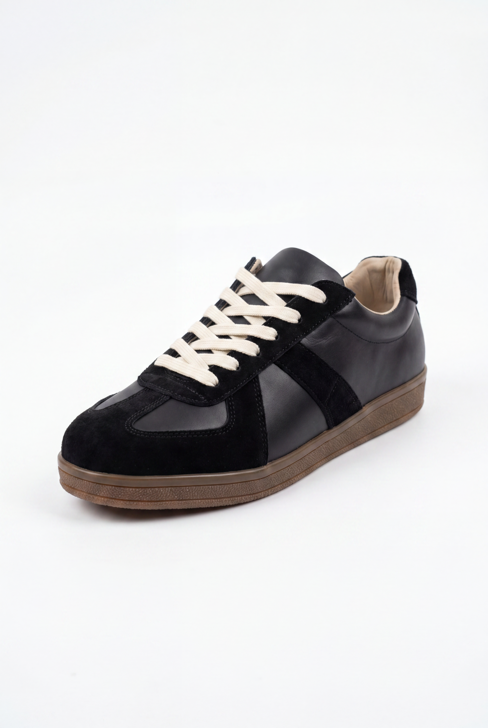 Men’s Tomato Store Retro Sneakers Contrast Panel Details Lace Up Design Gum Sole Shoes