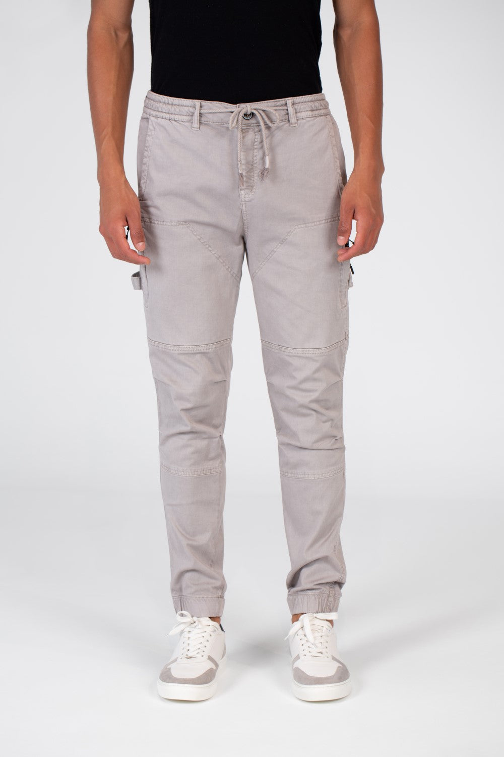 Men's Gabardine Sherwal Pants With A Modern Fit And Basic Details