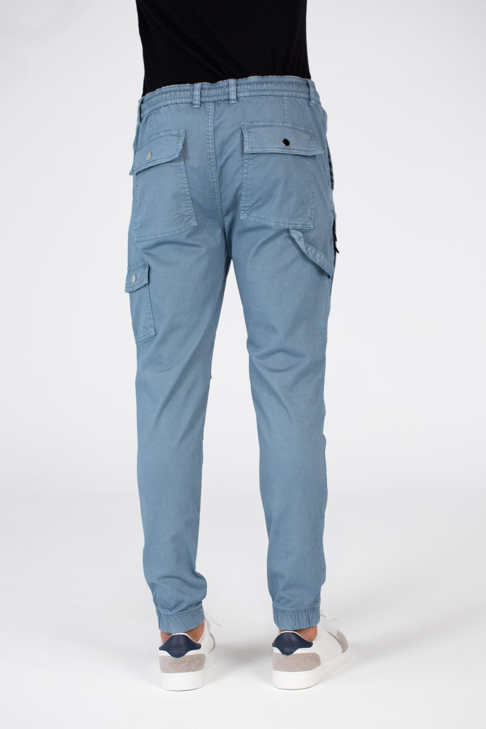 Men's Gabardine Sherwal Pants With A Modern Fit And Basic Details