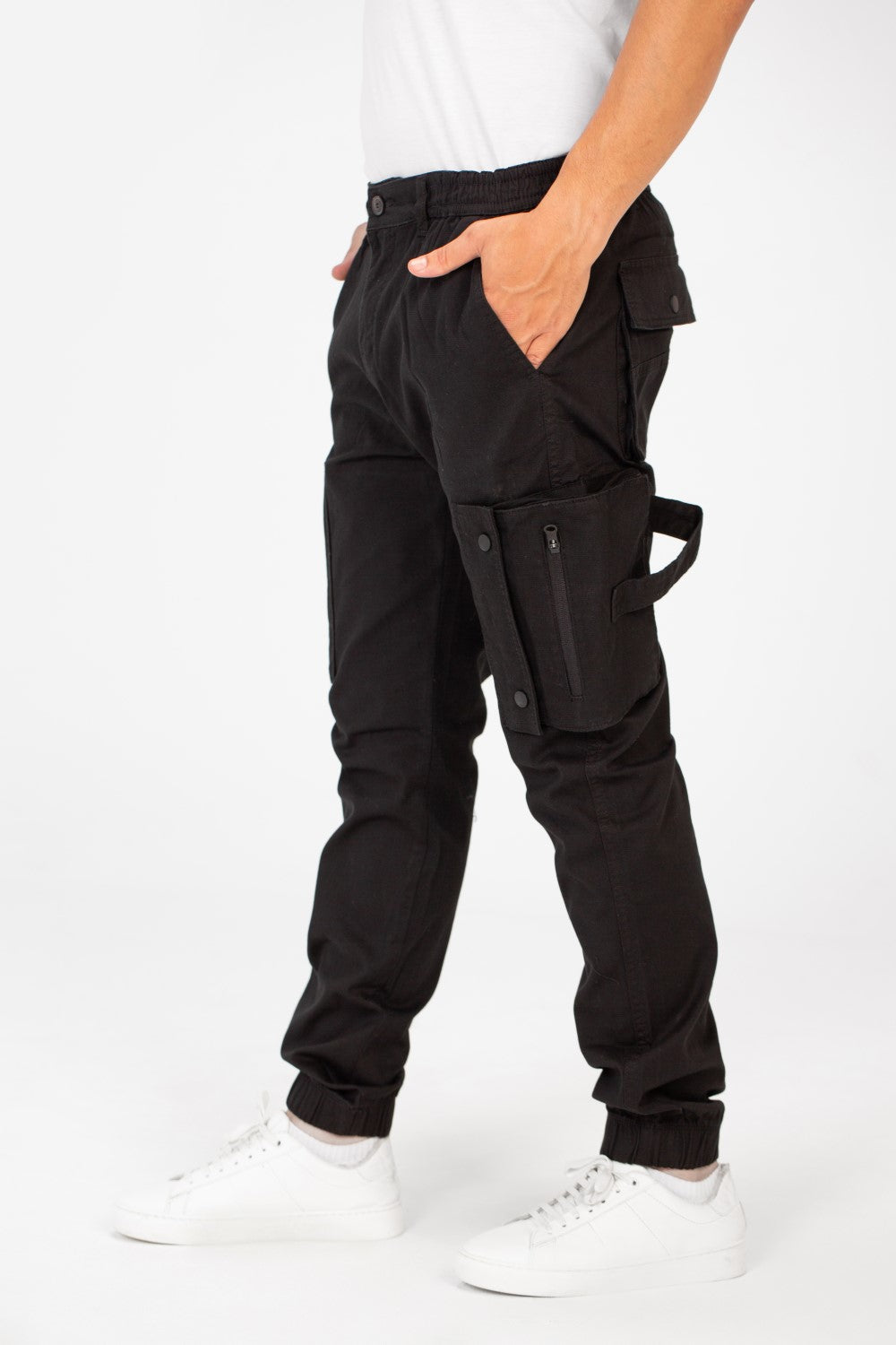 Men's Gabardine Sherwal Pants With A Modern Design And Pockets